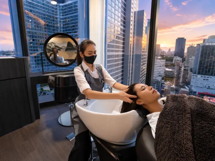 Head Neck and Shoulder Massage Benefits at Siesta Head Spa and Salon in Bangkok with therapist providing relaxing scalp care and head spa treatment