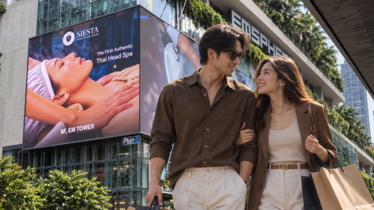 Couple shopping at EMSPHERE near Siesta Head Spa in Phrom Phong, Bangkok